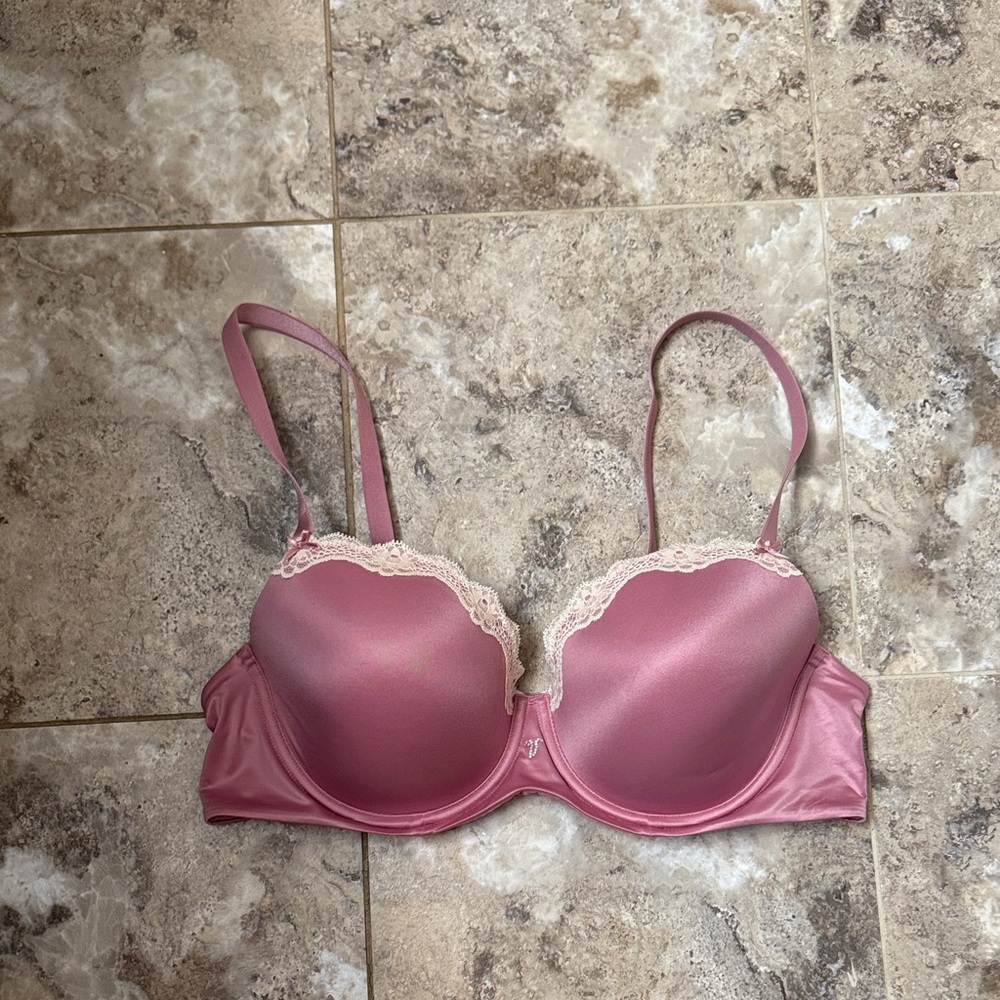 Elegant Pink Lace Trim Bra